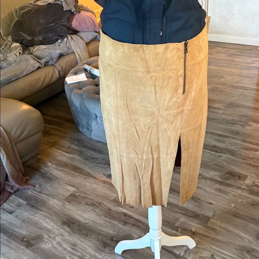 Theory Camel Midi Skirt with Zipper Detail